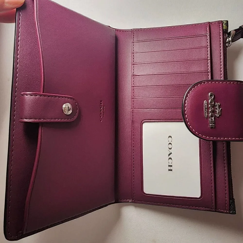 NWT Coach CM838 Tech Phone Wallet In Signature Canvas With Country Flora…